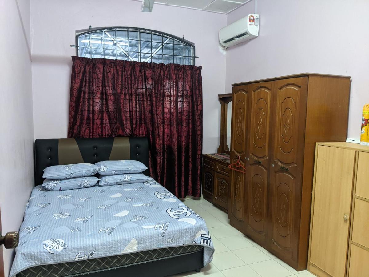 Aryani Homestay Kampong Kelemak Dış mekan fotoğraf